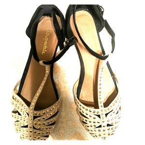 Aeropostle Womens Sandal Shoe